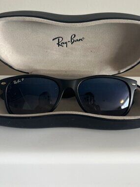 Ray-Ban New Wayfarer RB2132 Polarized Black Sunglasses.
